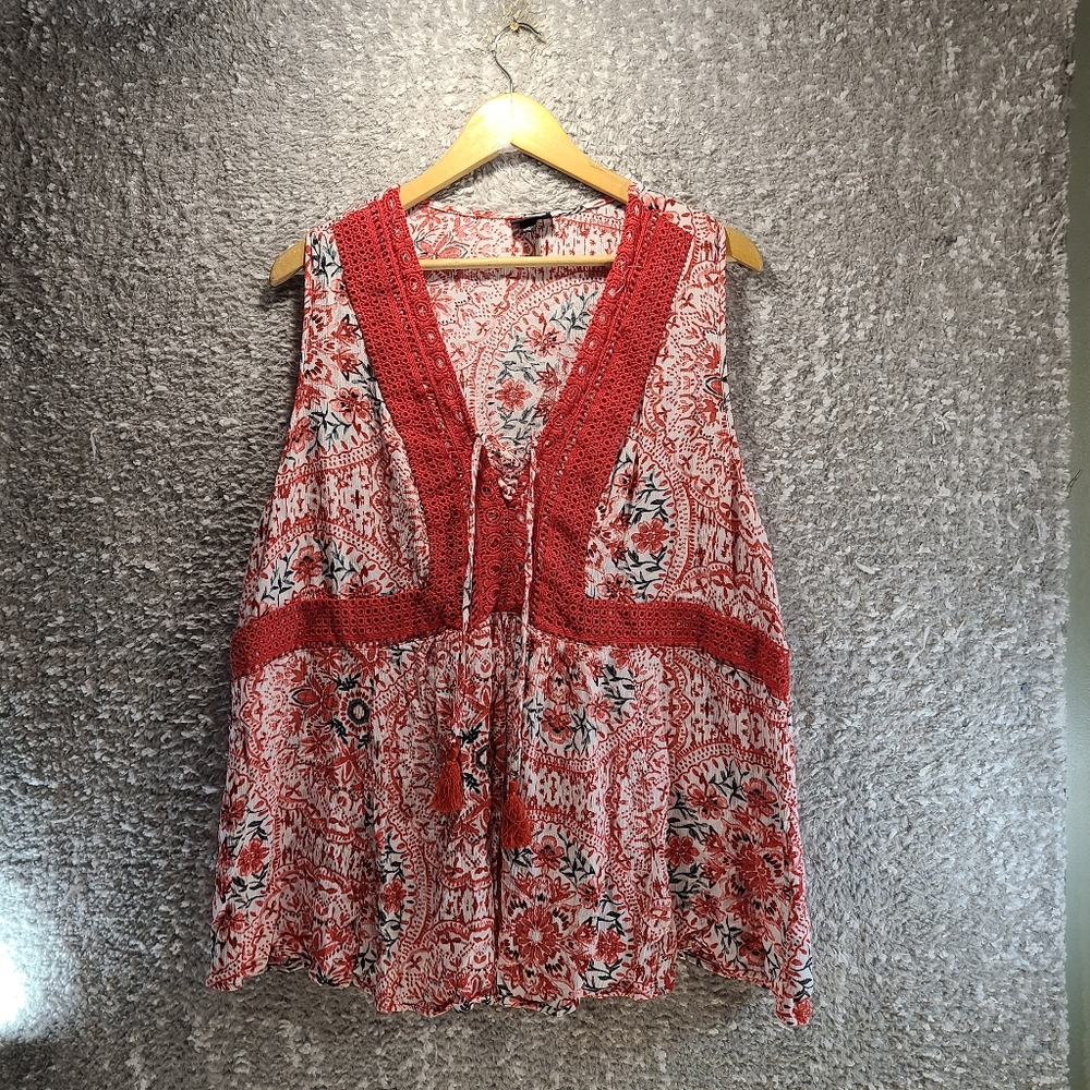 Torrid‎ Red White Paisley Floral Lace Trim Babydoll Tank Top Tassel Tie Plus 3